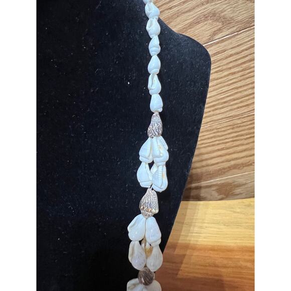 Vintage Lot Hawaiian Cowrie Shell Clusters Lei Necklaces Authentic Layering MCM - Picture 7 of 9